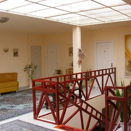 Pelikan Hotell