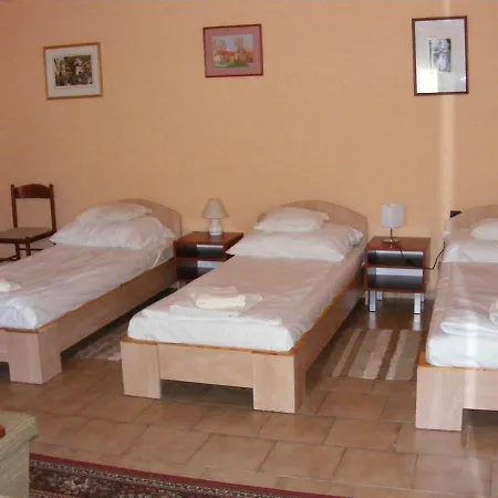 Hotell Pelikan 3*